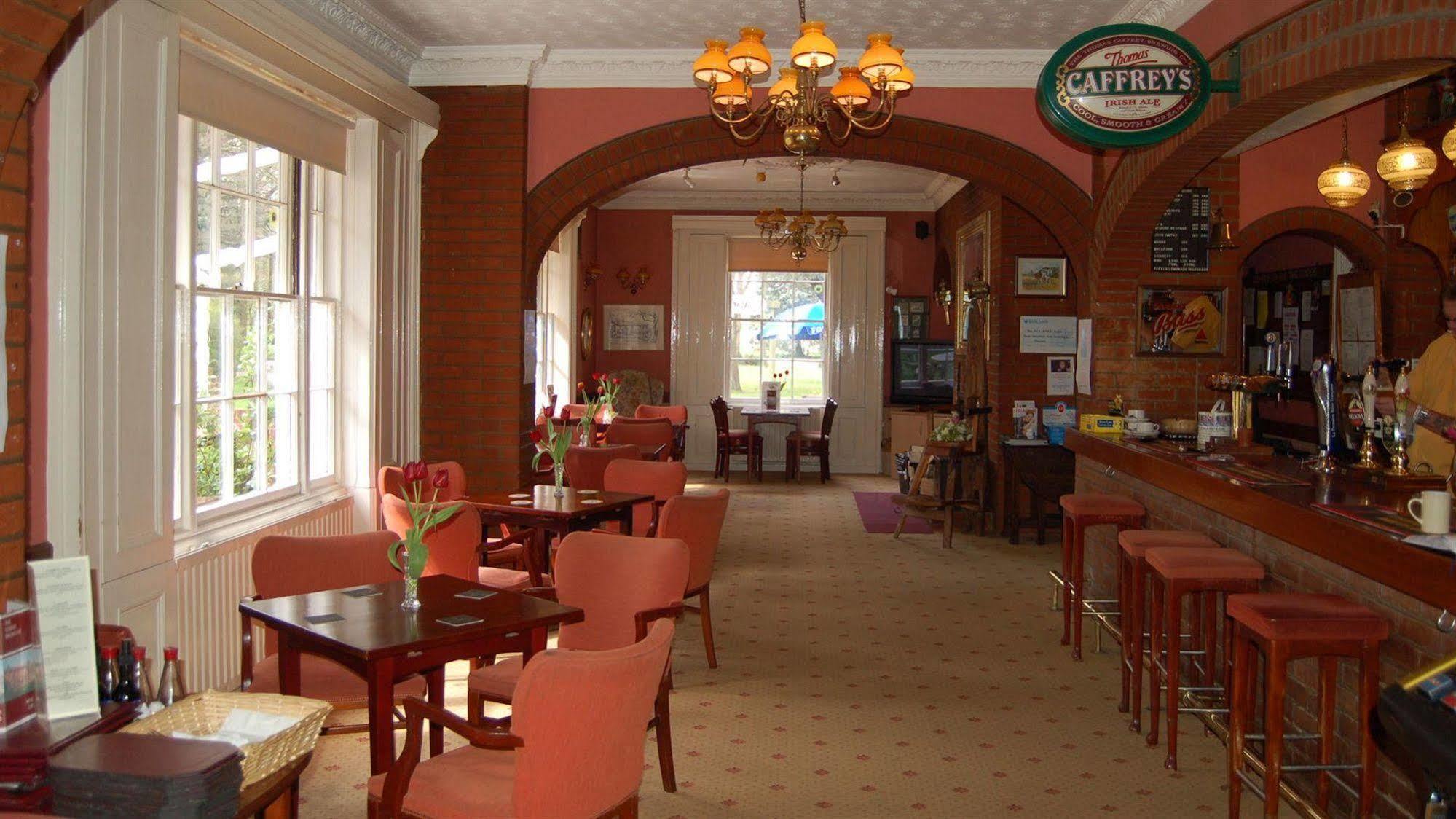 The Salhouse Lodge Hotel Wroxham Exterior foto